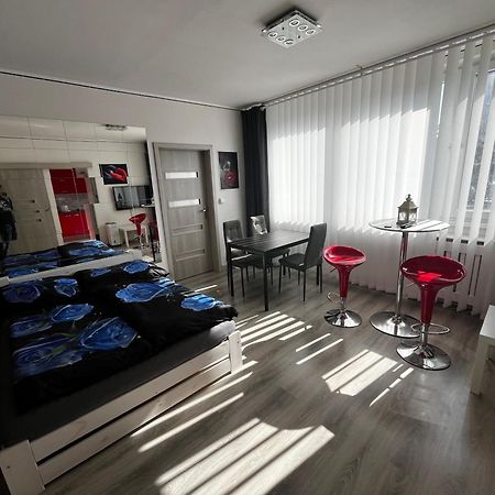 Monfas Apartment Barrandov 布拉格 外观 照片