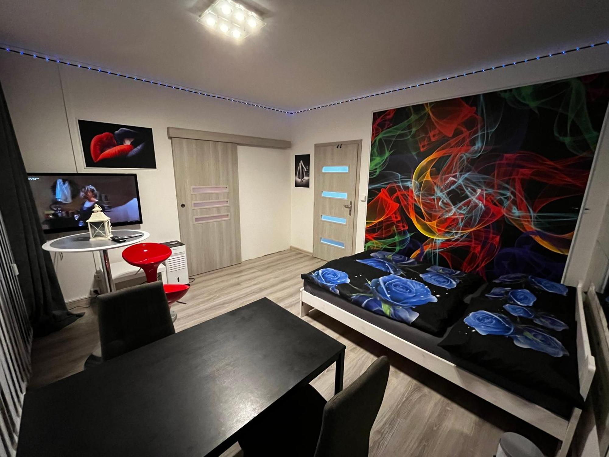 Monfas Apartment Barrandov 布拉格 外观 照片